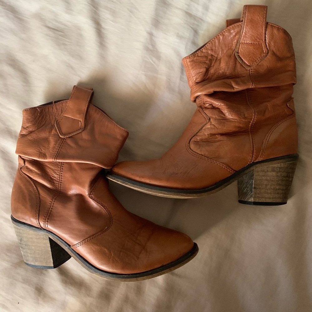 Lavorazione Artigiana Romania Leather Ankle Boots